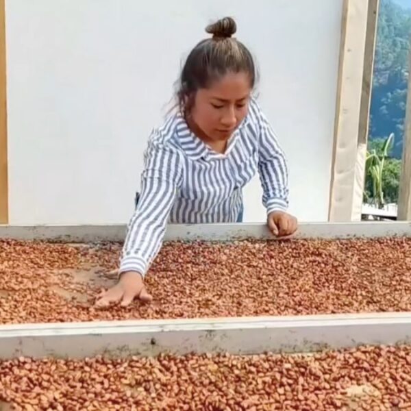 Azucena Ortiz, productora de café